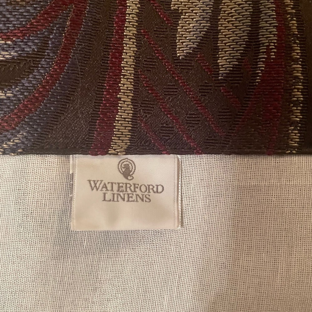 Waterford Linens set